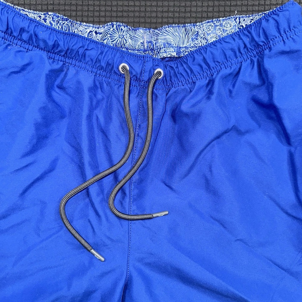 Tommy Bahama Blue Swim Trunks Mens Medium Mesh Lined Beach Shorts - Picture 2 of 6